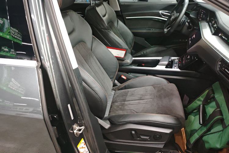 Used Audi e-tron 2021 50 quattro Prestige Edition Right Front Seat