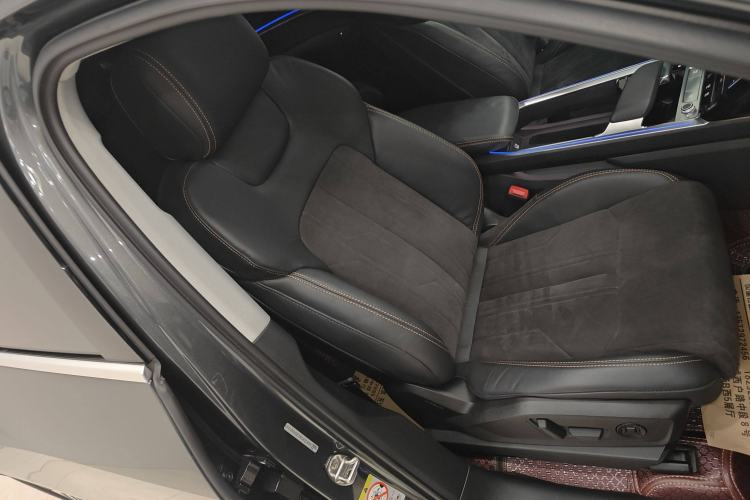 Used Audi e-tron 2021 50 quattro Prestige Edition Right Front Seat