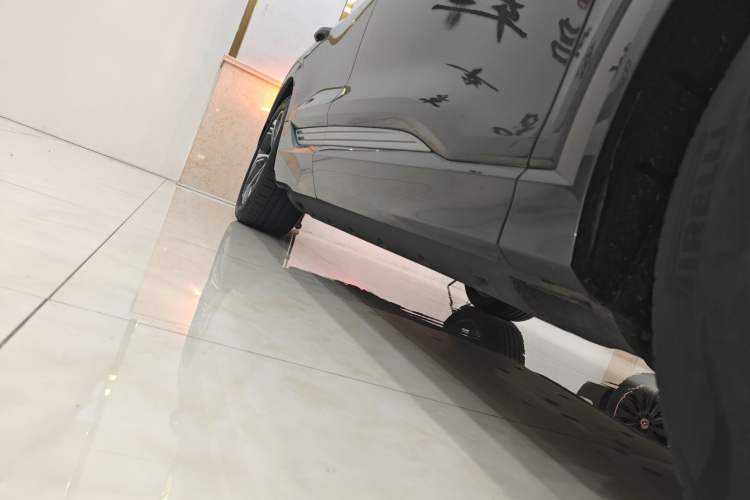 Used Audi e-tron 2021 50 quattro Prestige Edition Right Side Sill
