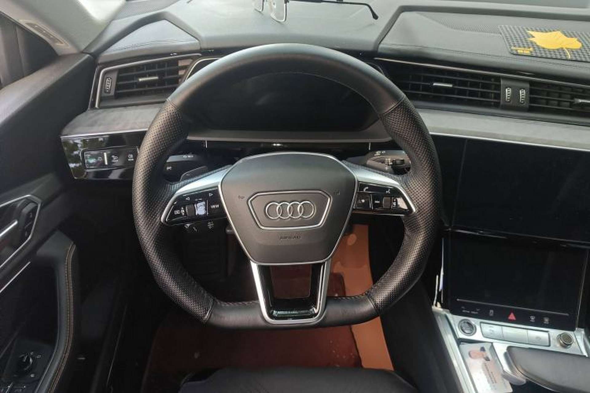 Used Audi e-tron 2021 50 quattro Prestige Edition Steering Wheel