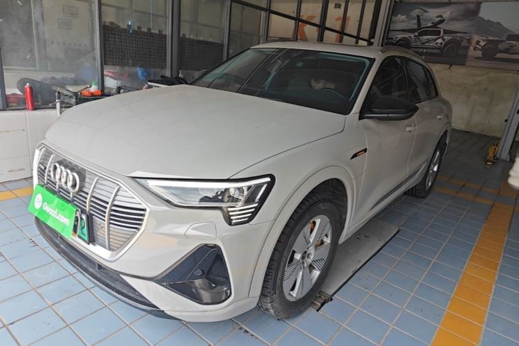 Used Audi e-tron 2021 50 quattro Luxury Edition Guazi used car, China used car export, Used car for sale, Used  cars, Cheapest cars for sale