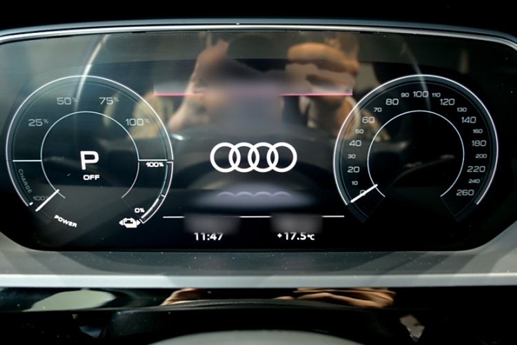Used Audi e-tron 2021 50 quattro Prestige Edition Instrument Cluster