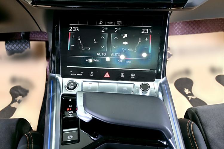 Used Audi e-tron 2021 50 quattro Prestige Edition Interior 4