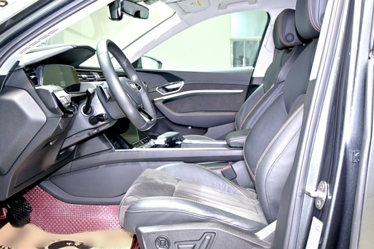 Used Audi e-tron 2021 50 quattro Prestige Edition Interior 5