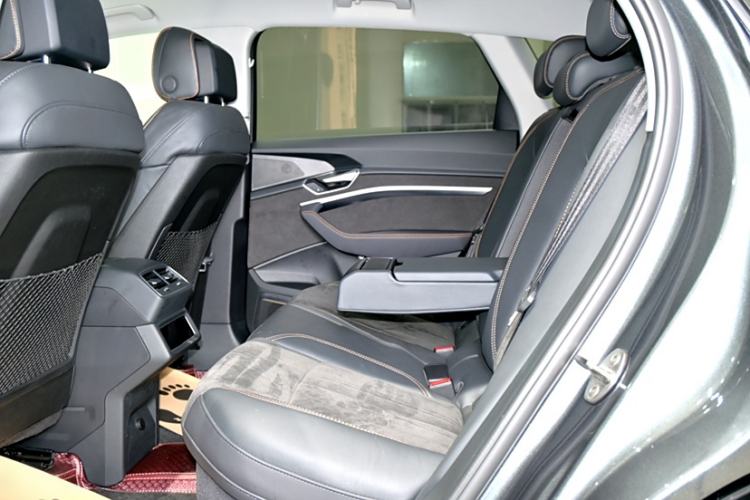 Used Audi e-tron 2021 50 quattro Prestige Edition Interior 7
