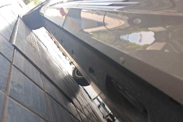 Used Audi e-tron 2021 50 quattro Luxury Edition Left Side Sill