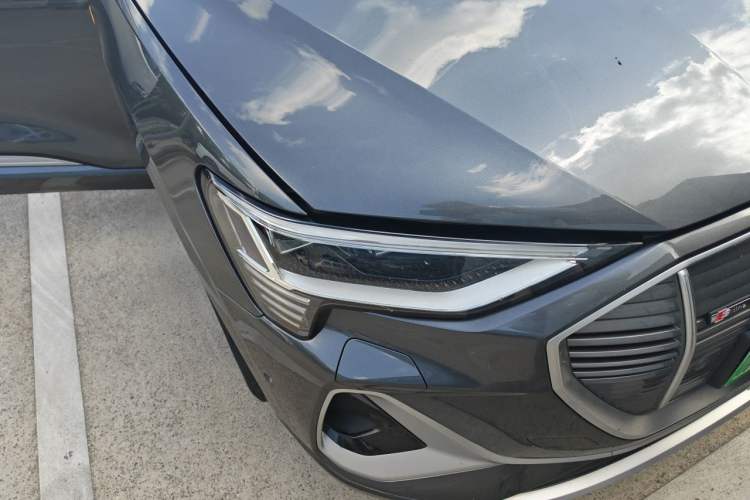 Used Audi e-tron 2021 50 quattro Prestige Edition Right Front Headlight