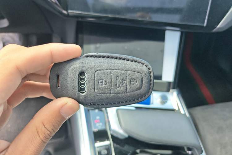 Used Audi e-tron 2021 50 quattro Prestige Edition Vehicle Key