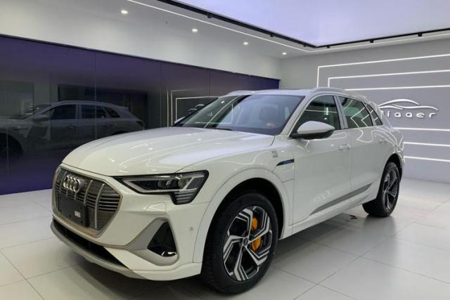 Used Audi e-tron 2021 50 quattro Prestige Edition