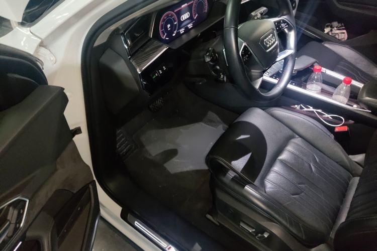 Used Audi e-tron 2021 Sportback 55 quattro Prestige Edition Driver Seat