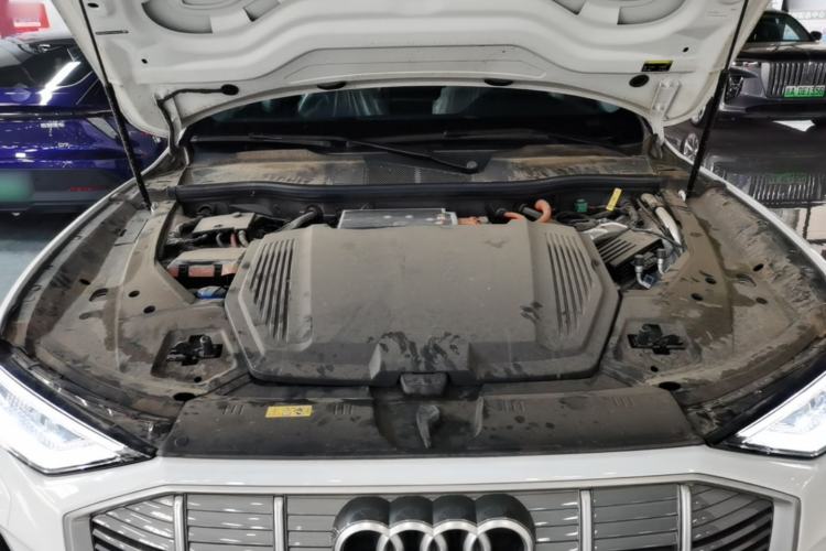 Used Audi e-tron 2021 50 quattro Luxury Edition Engine Bay