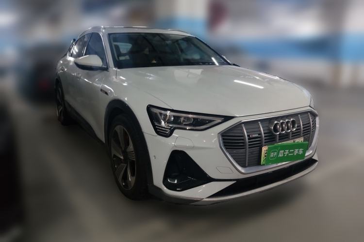 Used Audi e-tron 2021 Sportback 55 quattro Prestige Edition Front Right 45 Deg