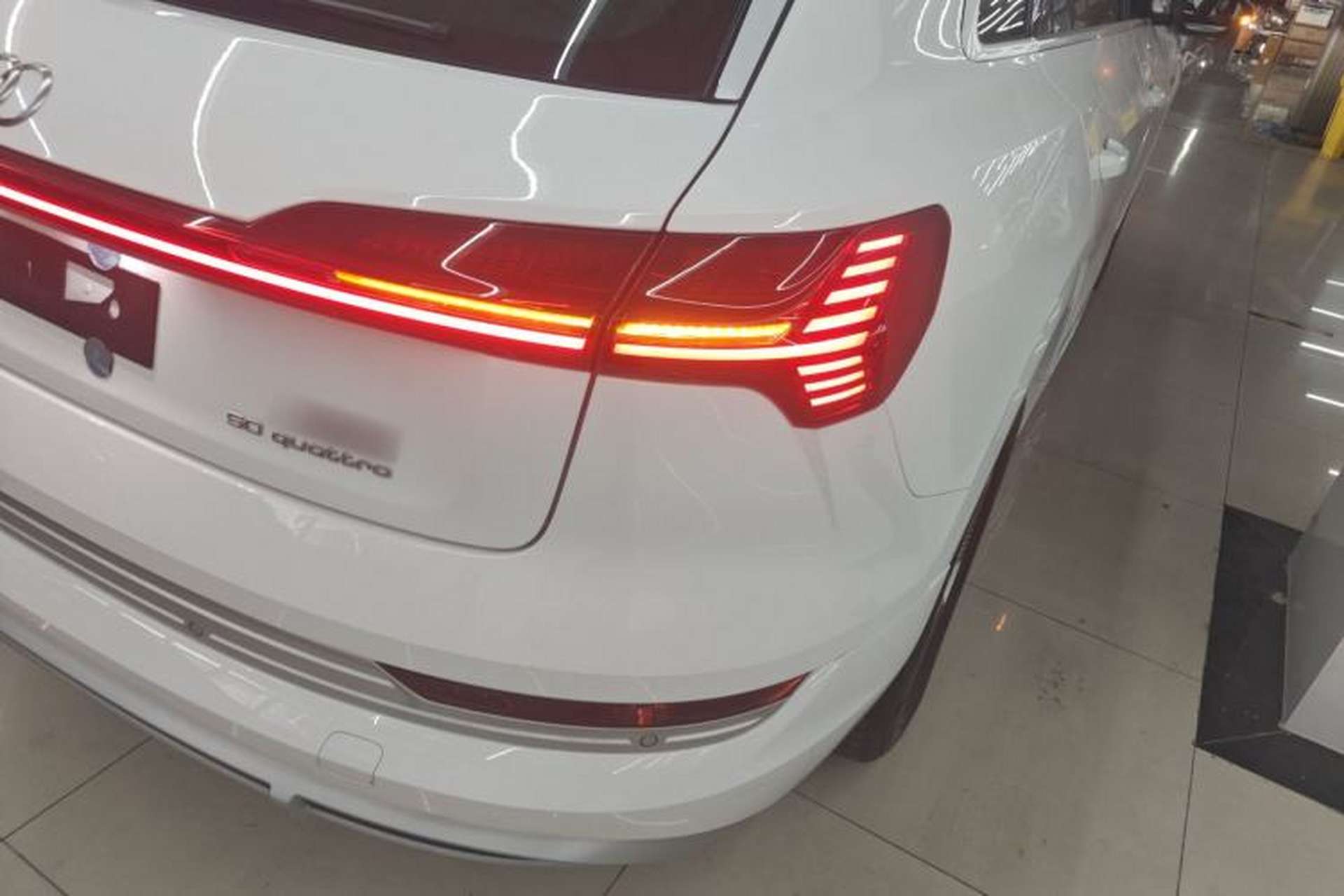 Used Audi e-tron 2021 50 quattro Luxury Edition Right Rear Taillight