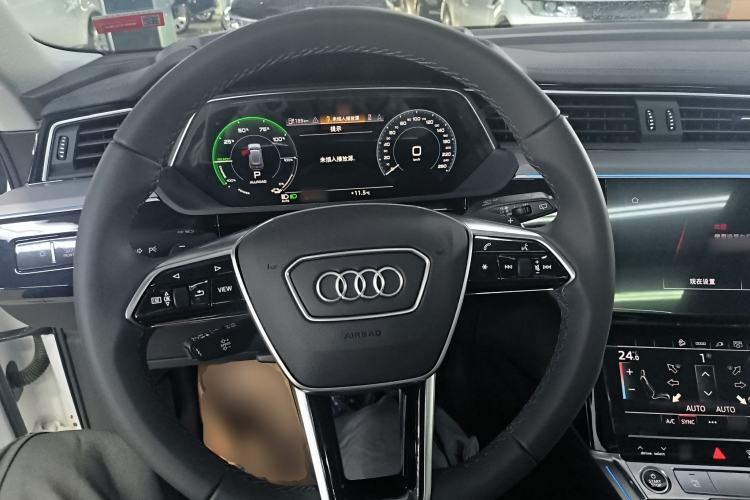 Used Audi e-tron 2021 50 quattro Luxury Edition Steering Wheel