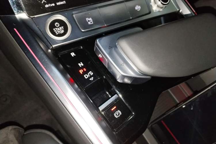 Used Audi e-tron 2021 50 quattro Prestige Edition Gear Lever