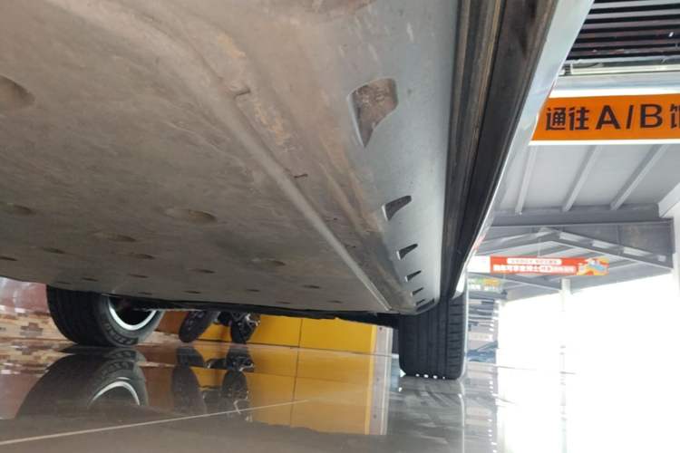 Used Audi e-tron 2021 50 quattro Prestige Edition Left Side Sill