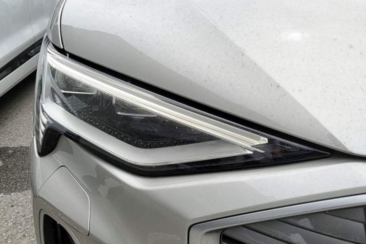 Used Audi e-tron 2021 50 quattro Prestige Edition Right Front Headlight
