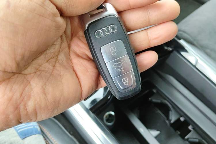 Used Audi e-tron 2021 50 quattro Prestige Edition Vehicle Key