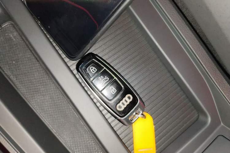 Used Audi e-tron 2021 50 quattro Prestige Edition Vehicle Key