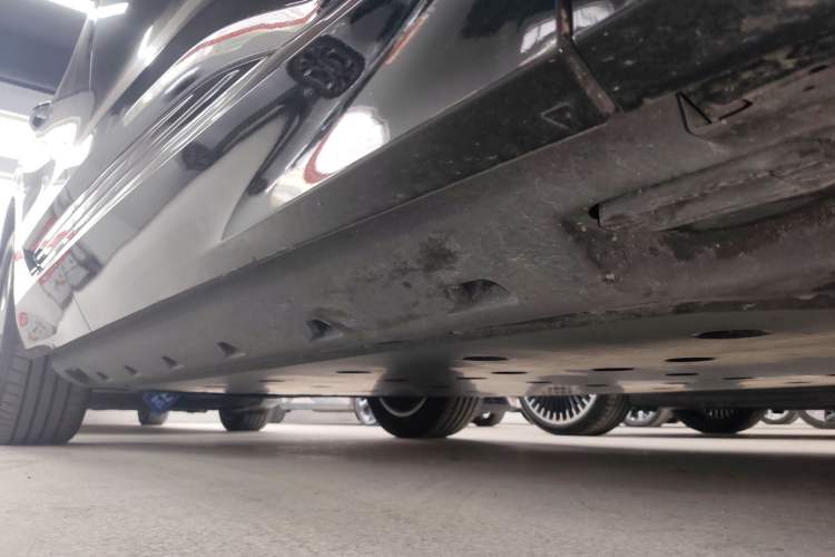 Used Audi e-tron 2022 Sportback 55 quattro Luxury Model Right Side Sill