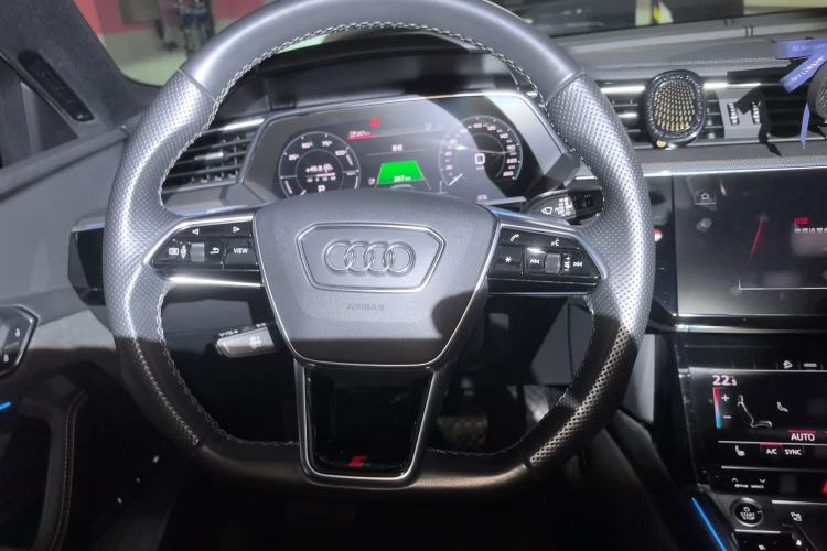 Used Audi e-tron 2022 Sportback 55 quattro Limited Edition Steering Wheel