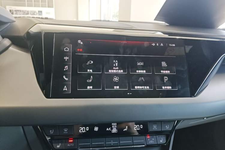 Used Audi e-tron GT 2023 Basic Model Audio And AC Panel