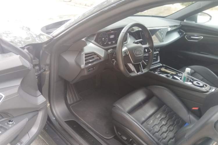Used Audi e-tron GT 2023 Basic Model Driver Seat
