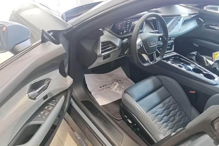 Used Audi e-tron GT 2023 Basic Model Driver Seat