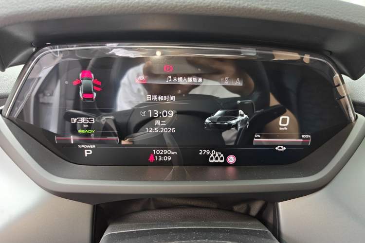 Used Audi e-tron GT 2023 Basic Model Instrument Cluster