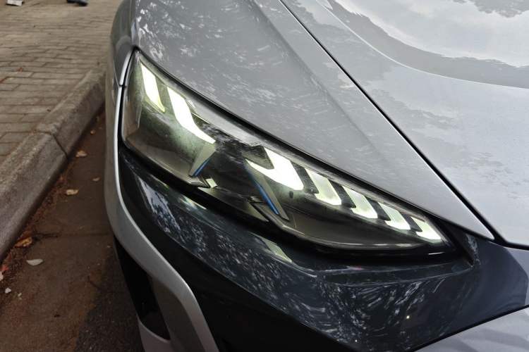 Used Audi e-tron GT 2023 Basic Model Right Front Headlight