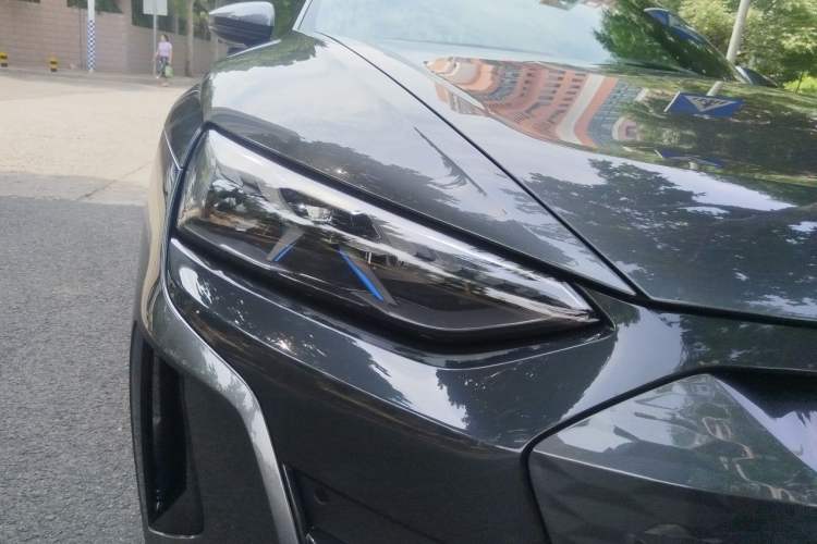 Used Audi e-tron GT 2023 Basic Model Right Front Headlight