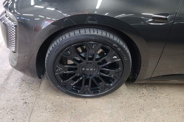Used Audi E5 Sportback 2026 Pioneer Plus Model Left Front Wheel Hub