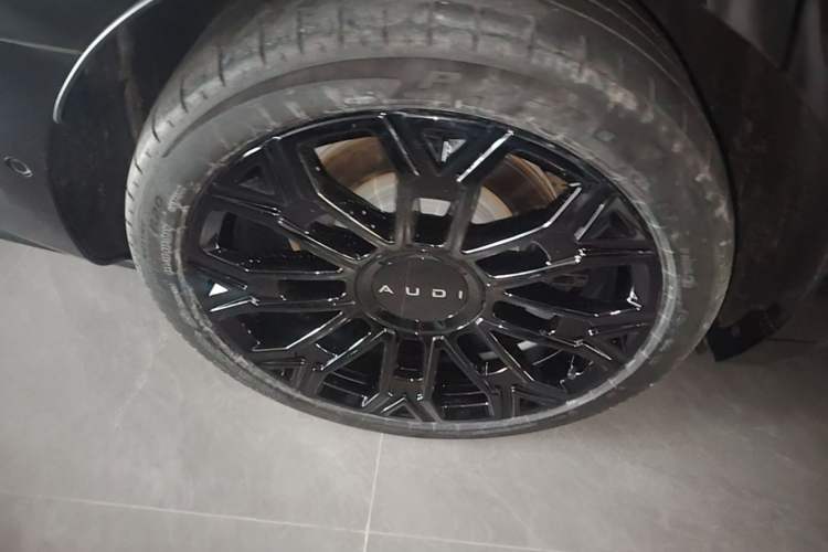 Used Audi E5 Sportback 2026 Flagship Quattro Model Right Rear Wheel Hub