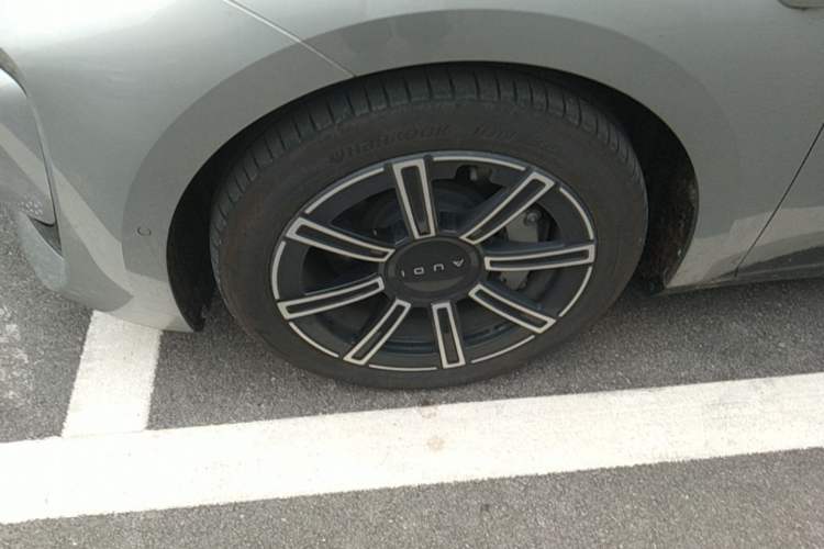 Used Audi E5 Sportback 2026 Pioneer Quattro Model Left Front Wheel Hub