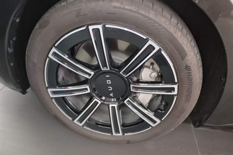 Used Audi E5 Sportback 2026 Pioneer Quattro Model Left Front Wheel Hub