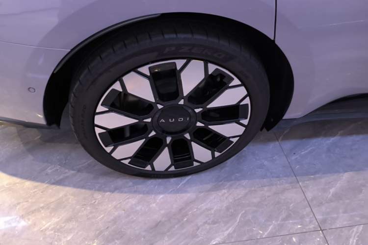 Used Audi E5 Sportback 2026 Flagship Quattro Model Right Rear Wheel Hub
