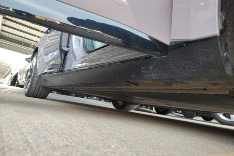 Used Audi E5 Sportback 2026 Flagship Quattro Model Right Side Sill