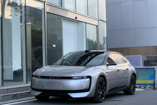 Audi E5 Sportback 2026 Designated Performance Quattro Model مستعملة