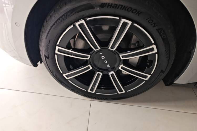 Used Audi E5 Sportback 2026 Pioneer Plus Model Left Front Wheel Hub