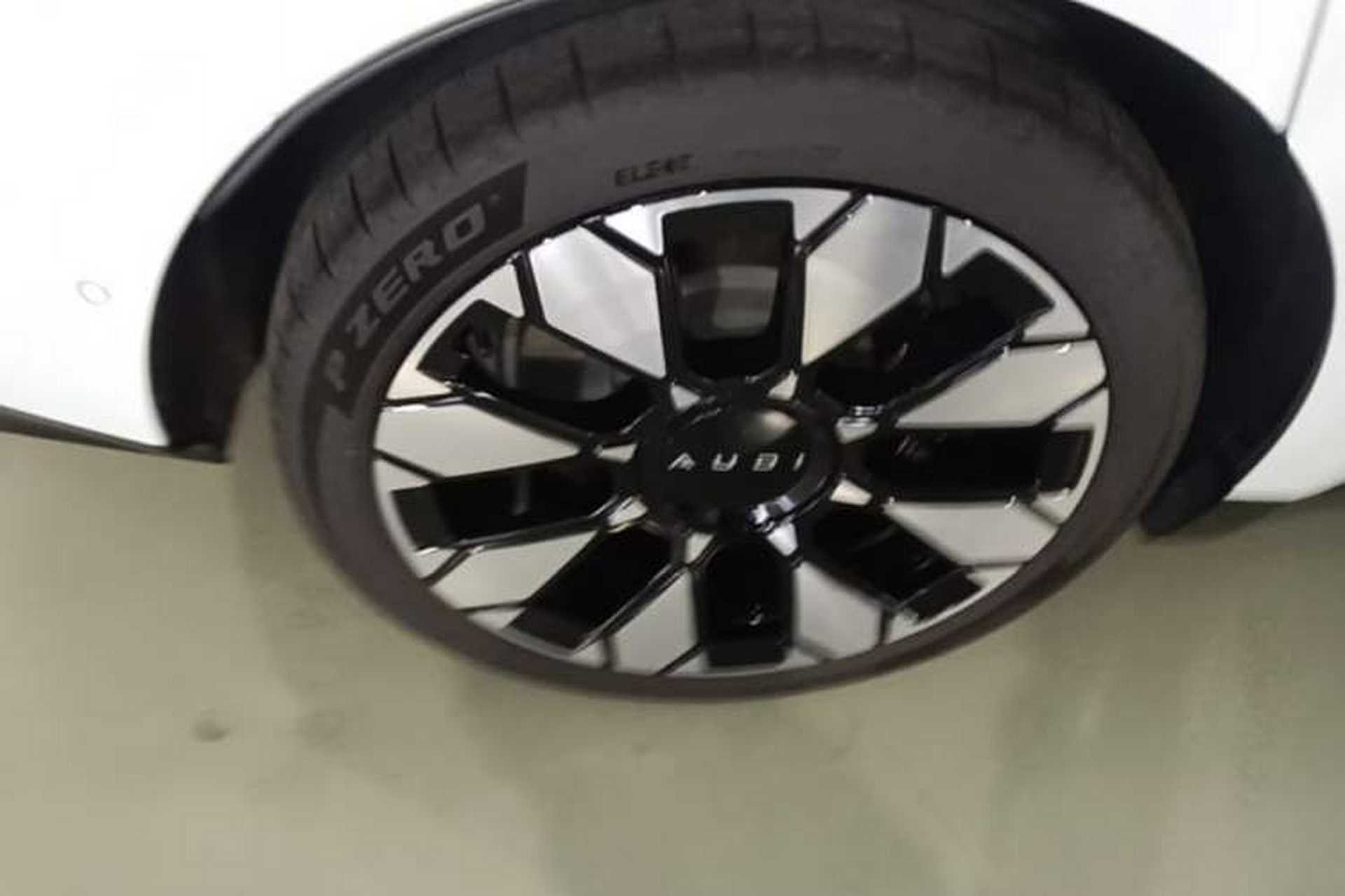 Used Audi E5 Sportback 2026 Flagship Quattro Model Right Rear Wheel Hub
