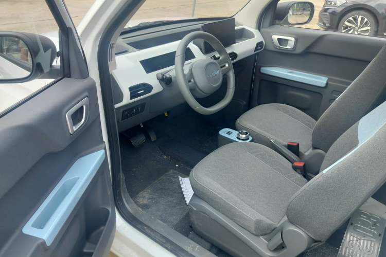 Used Audi Panda 2024 Panda Mini 200km Endurance Bear Left Front Seat