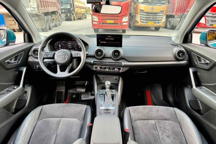 Used Audi Q2L 2018 35 TFSI Luxury Prestige Version China VI Interior 2