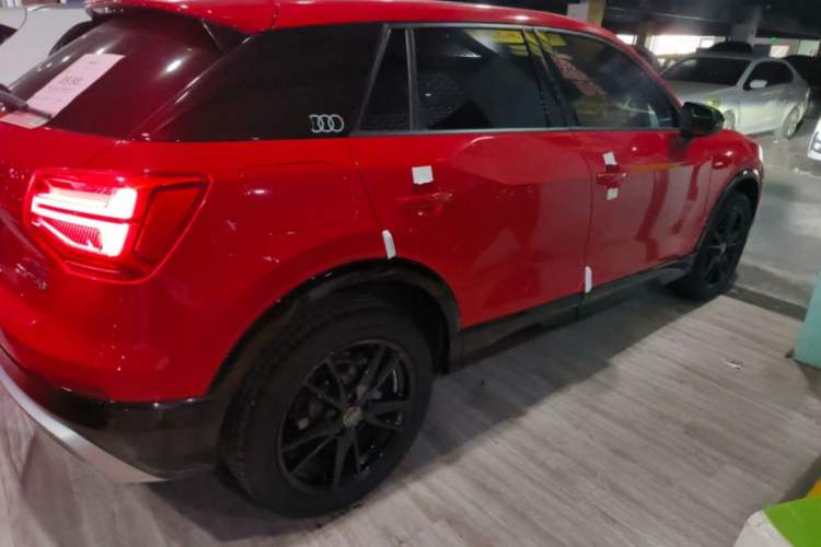 Used Audi Q2L 2018 35 TFSI Launch Exclusive Edition China VI Exterior 3
