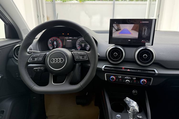 Used Audi Q2L 2025 35 TFSI Fashion Dynamic Edition Interior 2
