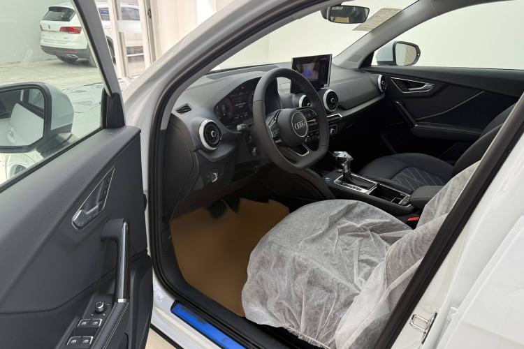 Used Audi Q2L 2025 35 TFSI Fashion Dynamic Edition Interior 3