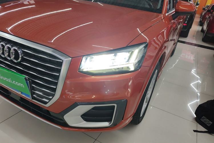Used Audi Q2L 2018 35 TFSI Fashionable & Elegant Version China VI Emission Standard Left Front Headlight