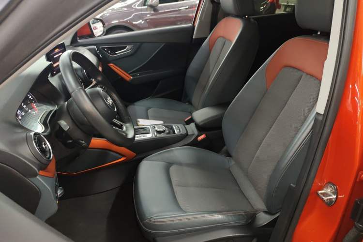 Used Audi Q2L 2018 35 TFSI Fashionable & Elegant Version China VI Emission Standard Left Front Seat