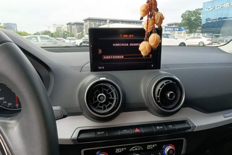 Used Audi Q2L 2018 35 TFSI Fashion Elegant Version China V Audio And AC Panel