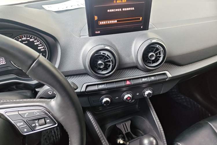 Used Audi Q2L 2018 35 TFSI Launch Exclusive Edition China V Audio And AC Panel