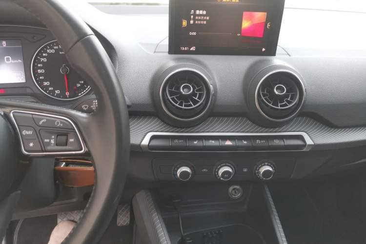 Used Audi Q2L 2018 35 TFSI Launch Exclusive Edition China VI Audio And AC Panel